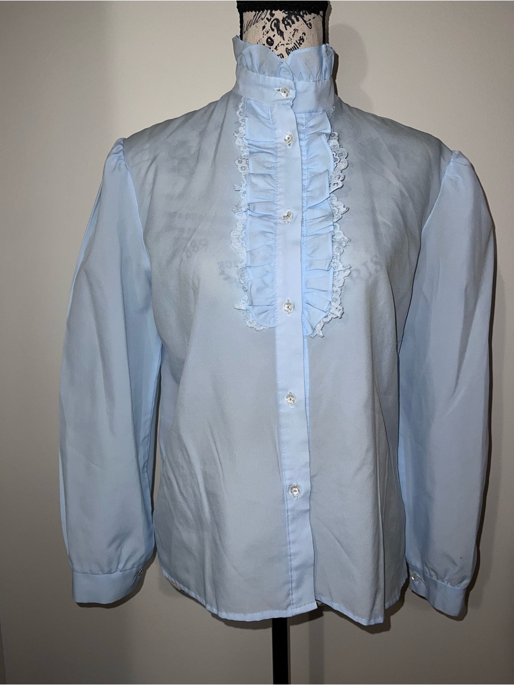 Vintage 70s Sweet n Sassy Pastel Blue Ruffled Edwardian Tuxedo Blouse Lace M